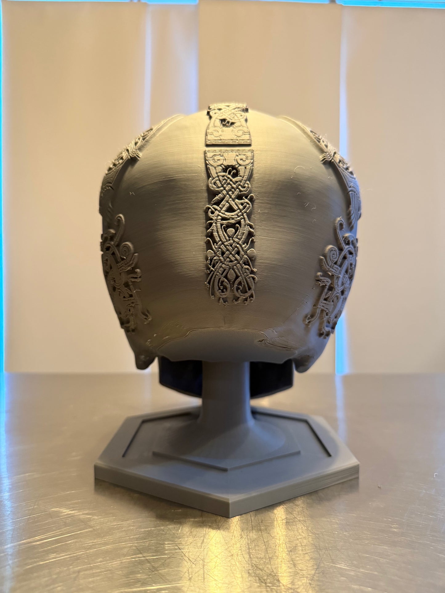 Display Works Skull Stand