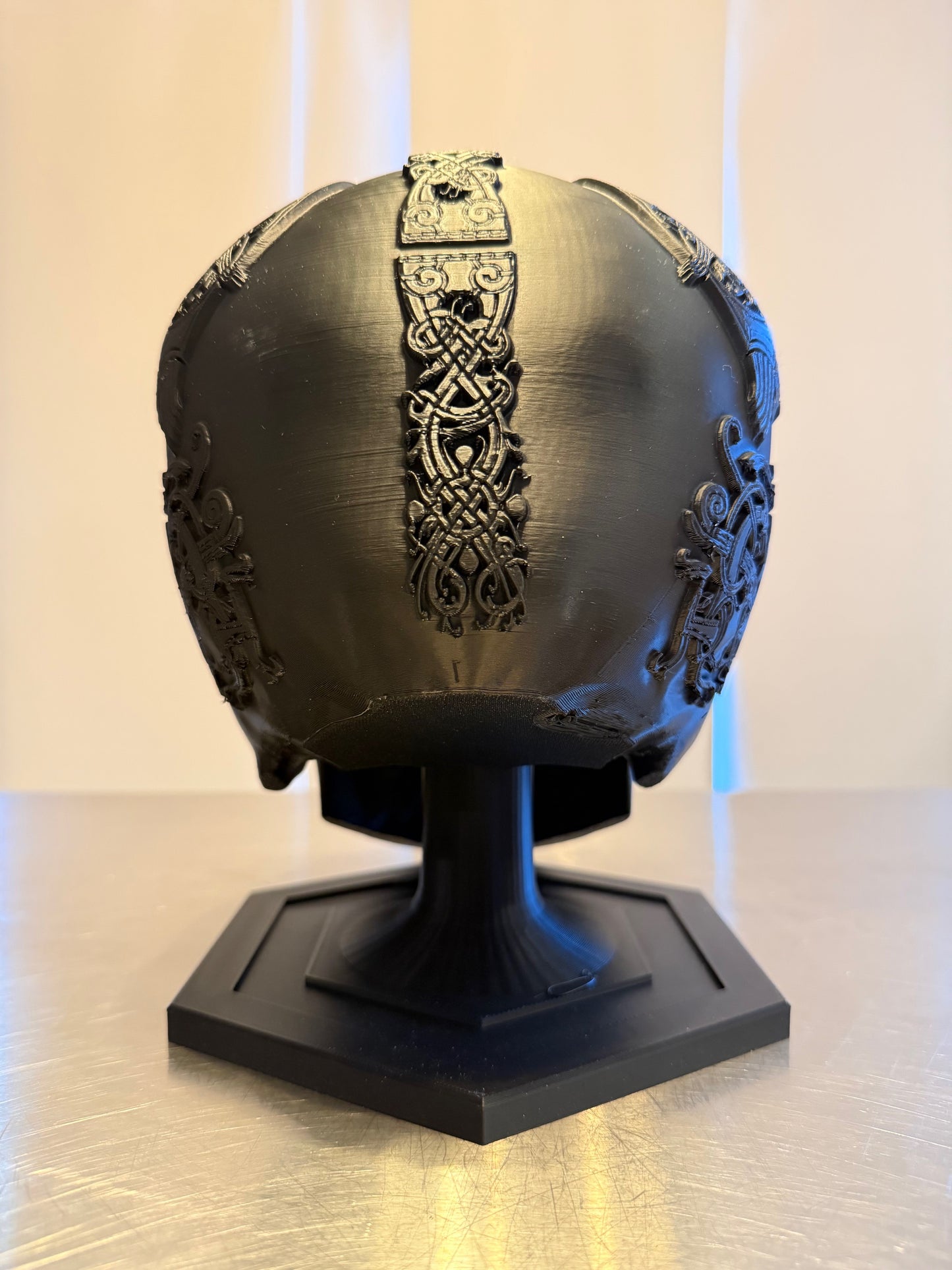 Display Works Skull Stand